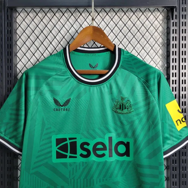 Newcastle 23/24 Away Football kit