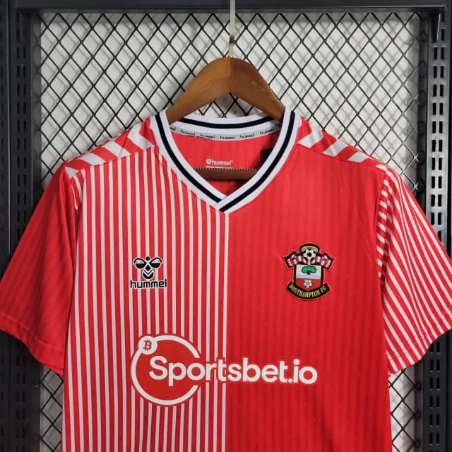 Southampton 23/24 Home Football Kit